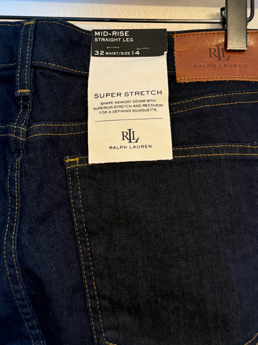 Lauren Ralph Lauren Mid-Rise Straight Jean‎ in Deep Royal Wash Denim - Picture 4 of 7